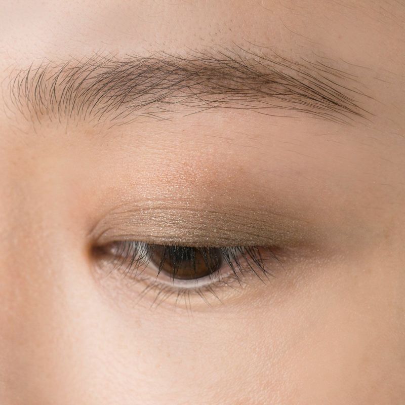 オサジ 秋コスメ ニュアンスシャドウスティック、ニュアンスフェイスカラー OSAJI〈オサジ〉 | OSAJI SEASON LOOK 2024 AUTUMN MAKEUP